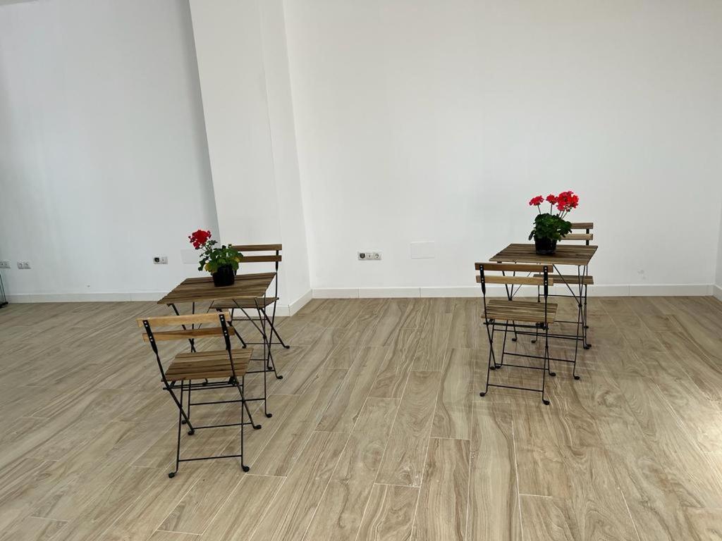 Castro Suites Osuna Eksteriør billede